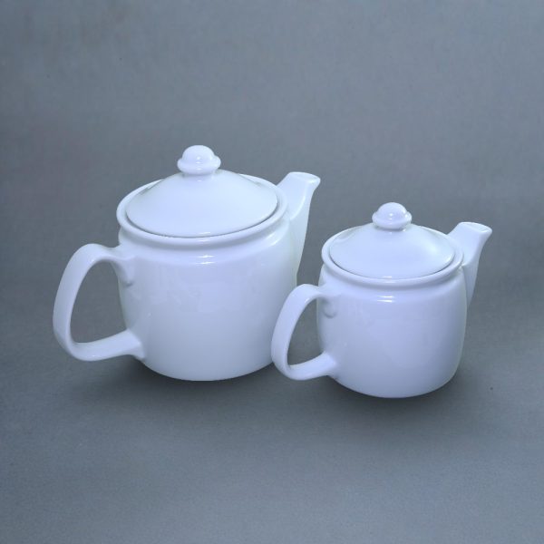 Porcelain tea pot 1000ml with lid