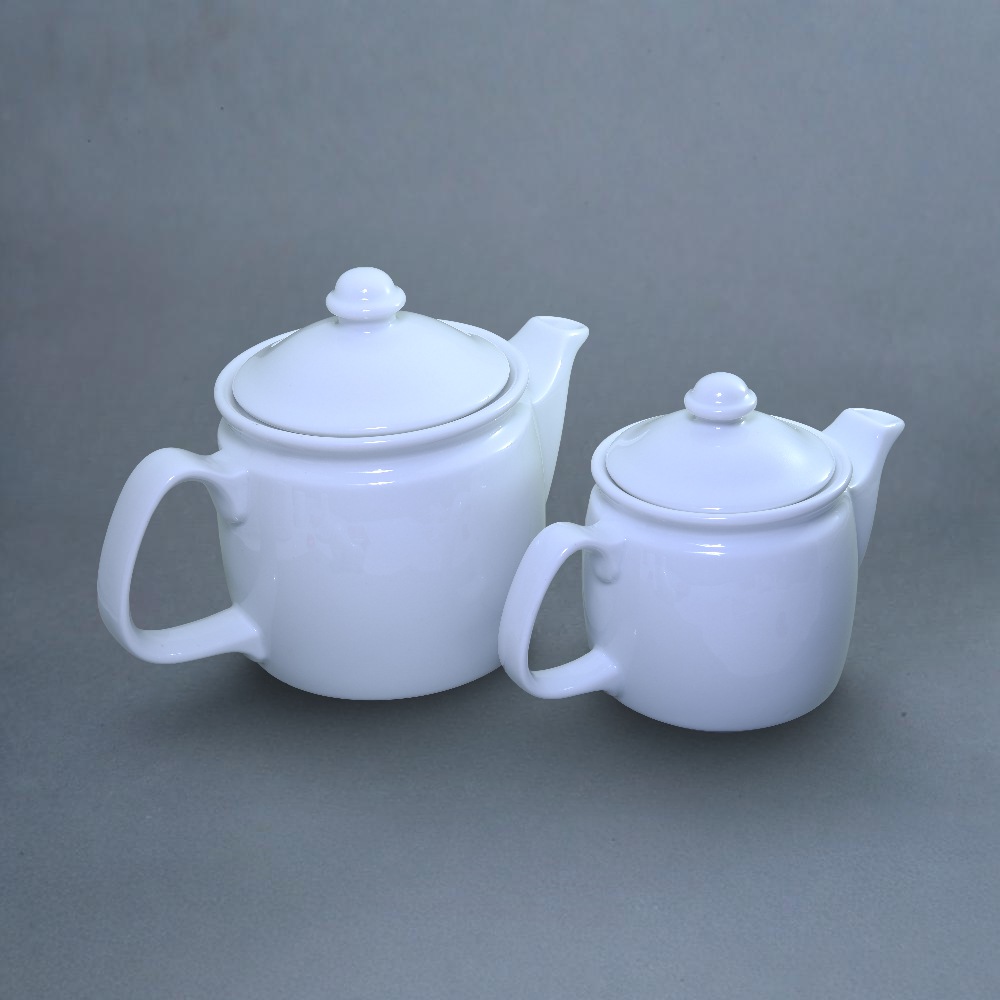 Porcelain tea pot 1000ml with lid